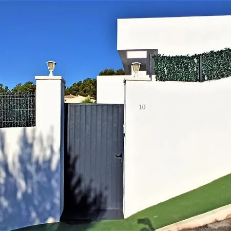 Bella Galera Holiday home *